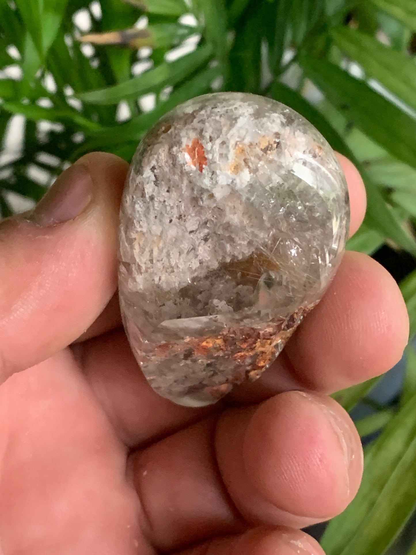 Cristal de Roche/ Quartz Lodolite ou Quartz Chaman – Spécimen naturel - ± 56 mm × 35 × 33 - 81,2 gr. !