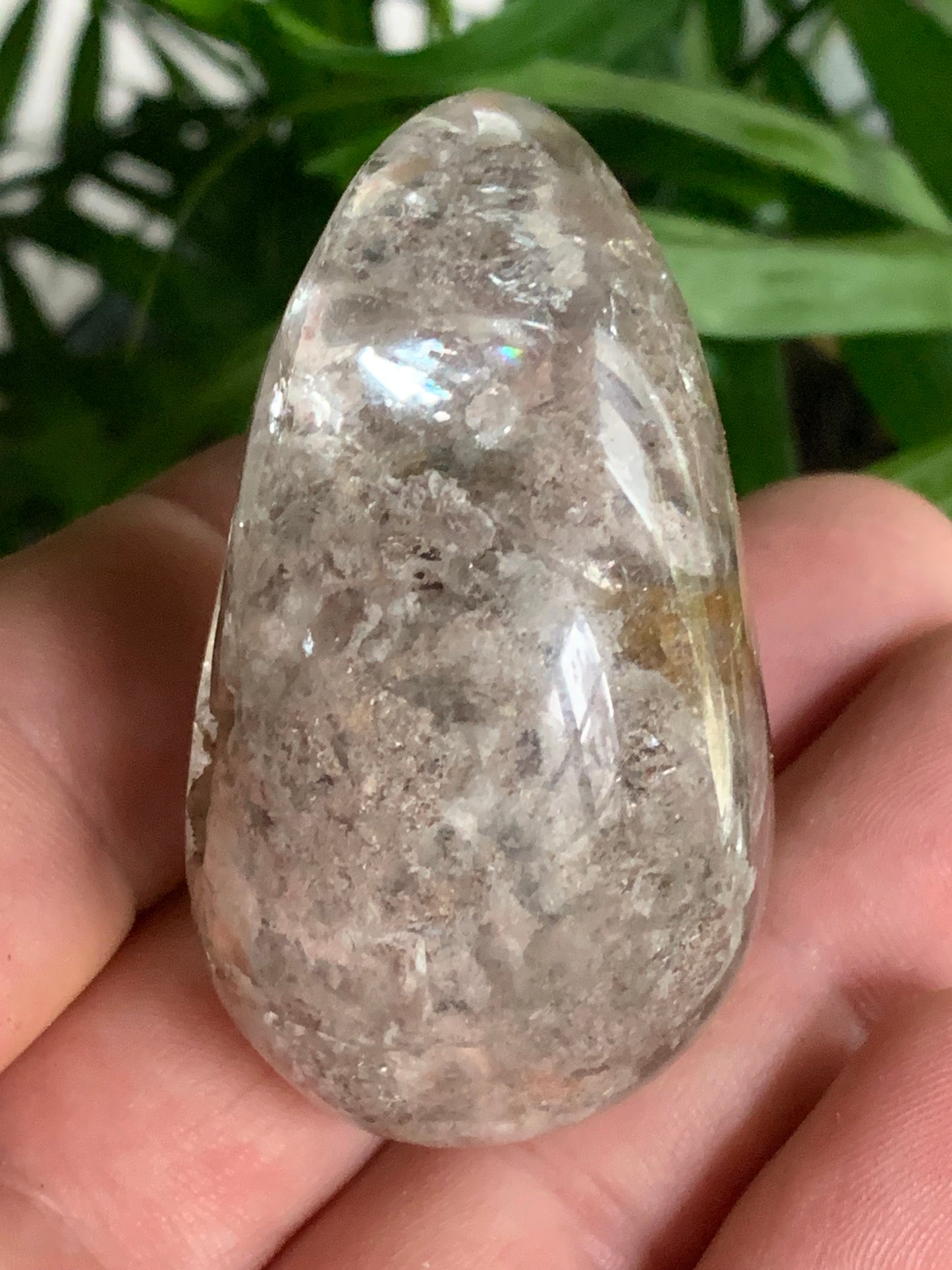 Cristal de Roche/ Quartz Lodolite ou Quartz Chaman – Spécimen naturel - ± 56 mm × 35 × 33 - 81,2 gr. !