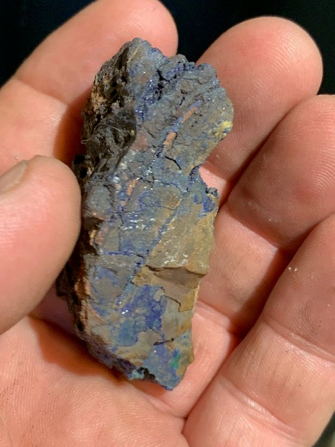 Azurite, beautiful pebble of 77 mm in diameter x 30 - 239 grams! Perfect for massages, collection...