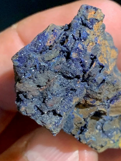 Azurite, beautiful pebble of 77 mm in diameter x 30 - 239 grams! Perfect for massages, collection...