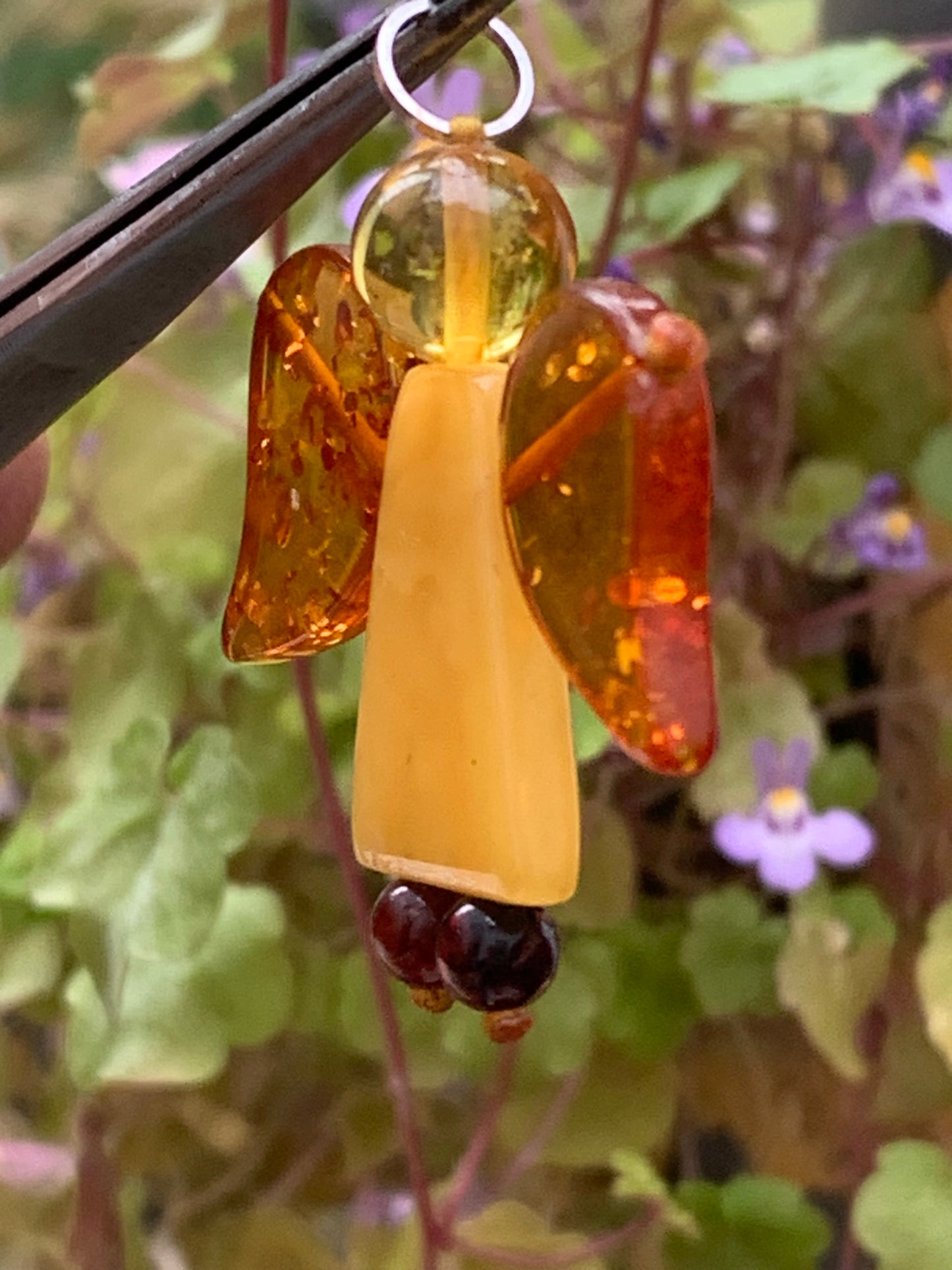 Ambre, pendentif en forme d'ange de taille de 38x35x8 millimètres, vendu avec cordon coulissant (réglable), en cuir noir de 40 à 70 centimètres !