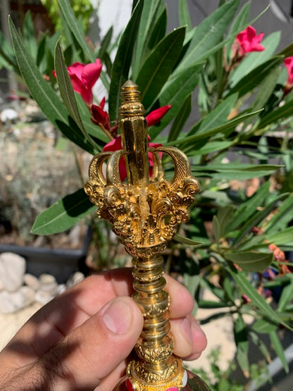 Cloche de prêtre Balinais – Son pur et clair comme un bol chantant, fabriquée par des maîtres artisans, une oeuvre d'Art !