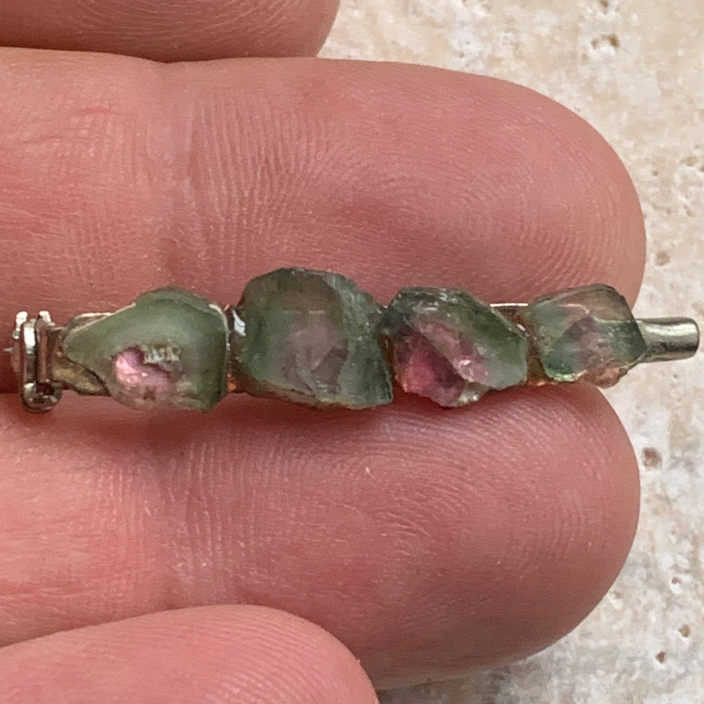 Broche en tourmaline melon d'eau/ pastèque - 38 mm x 8 x 8 - 2 gr. - Création Zen Curiosity !
