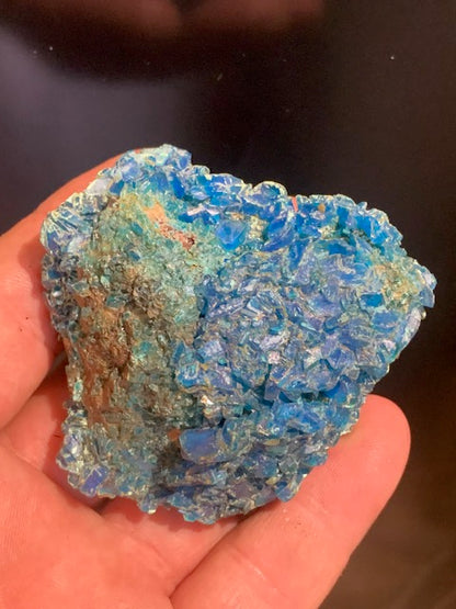 Chalcanthite (Sulfate de cuivre) - spécimen brut et naturel de 67 mm x 62 x 35 - 150 grammes