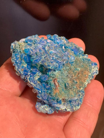 Chalcanthite (Sulfate de cuivre) - spécimen brut et naturel de 67 mm x 62 x 35 - 150 grammes