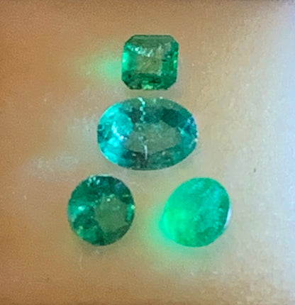 Émeraudes naturelles de Zambie – Pierres fines authentiques (2 carats au total) - Vendu en lot ou à l’unité