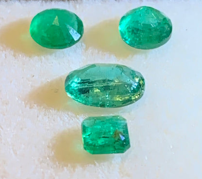 Émeraudes naturelles de Zambie – Pierres fines authentiques (2 carats au total) - Vendu en lot ou à l’unité