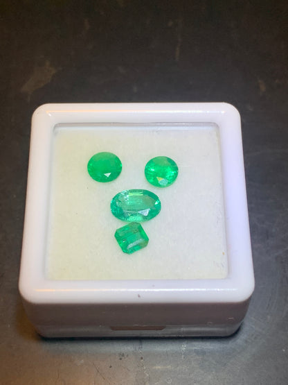 Émeraudes naturelles de Zambie – Pierres fines authentiques (2 carats au total) - Vendu en lot ou à l’unité