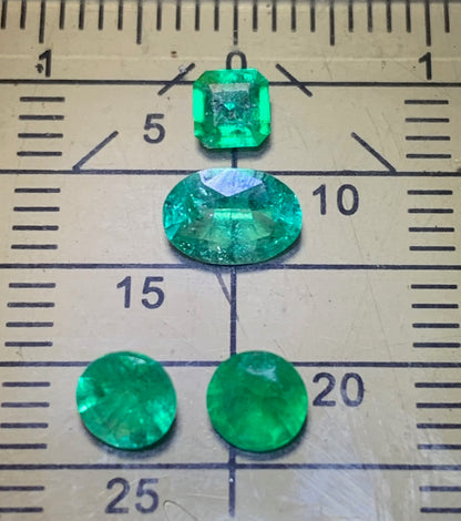 Émeraudes naturelles de Zambie – Pierres fines authentiques (2 carats au total) - Vendu en lot ou à l’unité