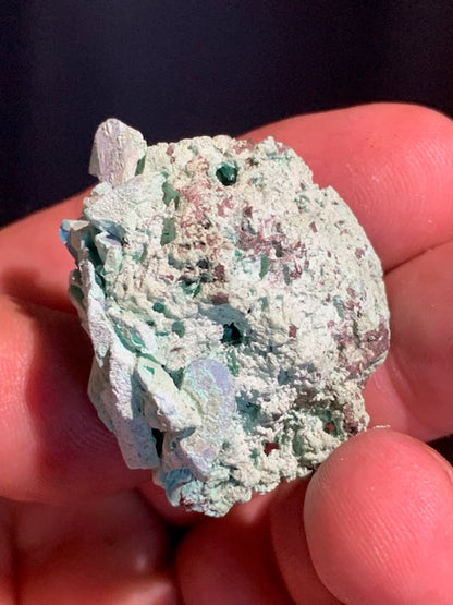 Chalcanthite (Sulfate de cuivre) - spécimen brut et naturel de 41 mm x 35 x 24 - 21,8 grammes