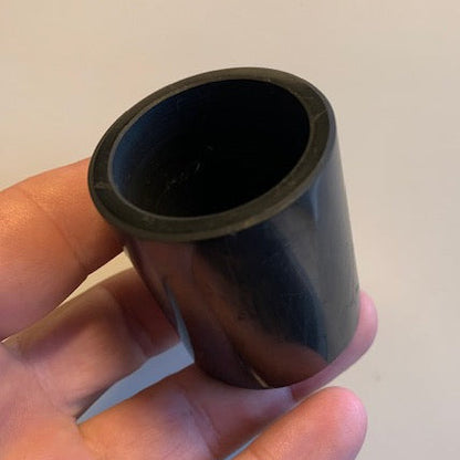 Shungite noire – Gobelet/ Calice de Ø 43 x 51 mm – protège des ondes et favorise l’ancrage, idéale pour la lithothérapie