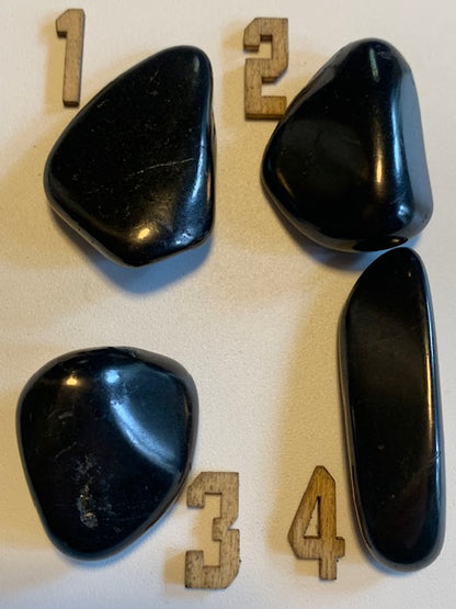 Shungite Argentée – Pierres roulées de 30x20x20 mm - 10 à 20 gr. – Parfait pour porter tous les jours !