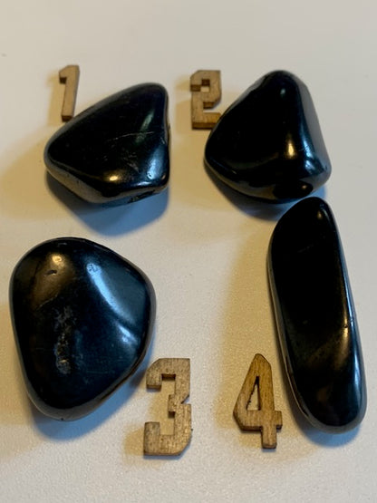 Shungite Argentée – Pierres roulées de 30x20x20 mm - 10 à 20 gr. – Parfait pour porter tous les jours !