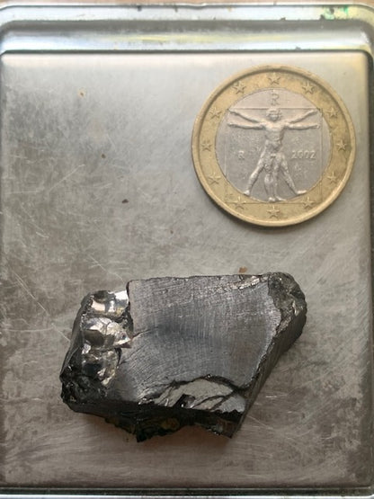 Shungite Élite/ Noble  – Pierre brute naturelle 35x20x16 mm, 9,4 g – Pièce rare et authentique !