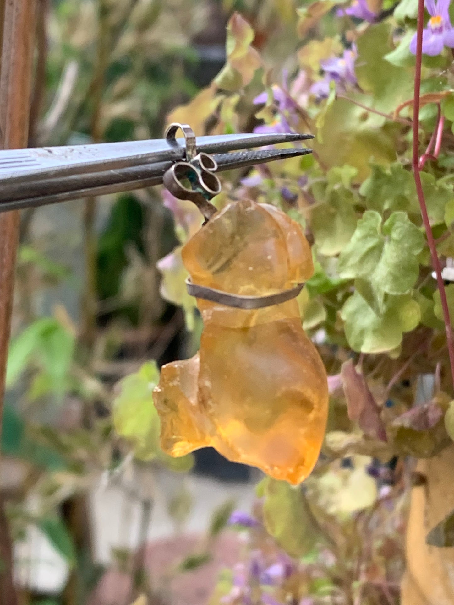Ambre, pendentif en Argent de 45x15x15 millimètres, vendu avec cordon coulissant (réglable), en cuir noir de 40 à 70 centimètres !