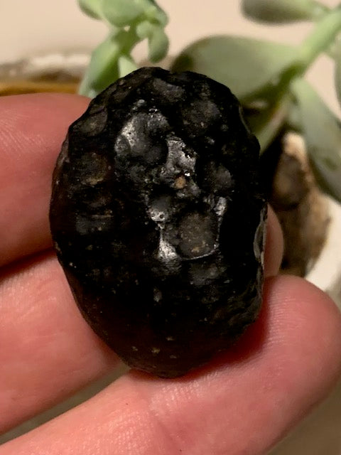 Tectite du Viet-Nam - 37 mm x 27 x 20 - 21,9 grammes - Fascinant, envoutant, hypnotisant !