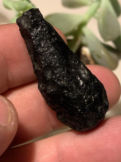 Tectite du Viet-Nam - 40 mm x 16 x 8 - 11,5 grammes - Fascinant, envoutant, hypnotisant !