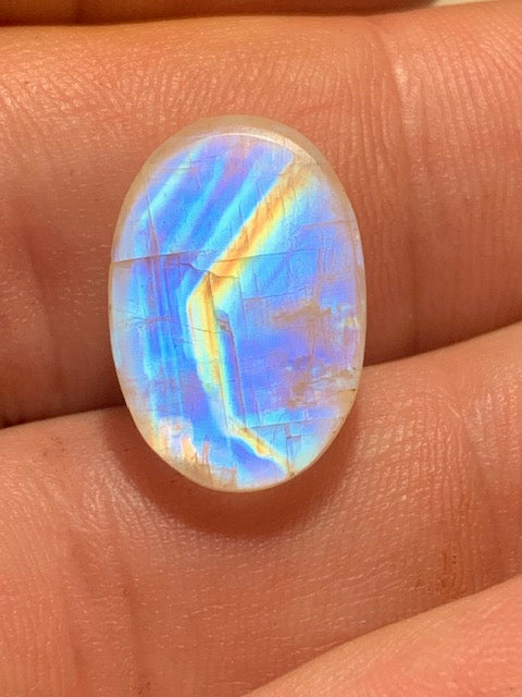 Labradorite blanche (Spectrolite claire/  péristérite), cabochon de forme 'ovale' - ± 18 x 13 x 6 mm - 2,1 gr. - Qualité AA !