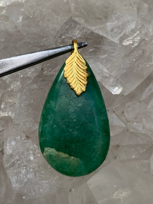 Aventurine/ Quartz vert, pendentif de type 'goutte', qualité A à AA, 40 x 20 x 8 mm environ, parfait pour la bijouterie, collection, lithothérapie...