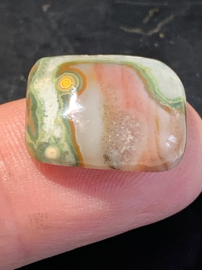 Jaspe Orbiculaire (Aussi appelé Jaspe Océan), cabochon de forme 'rectangle' - ± 20 x 16 x 6 mm - 3,2 gr. - Qualité AAA !