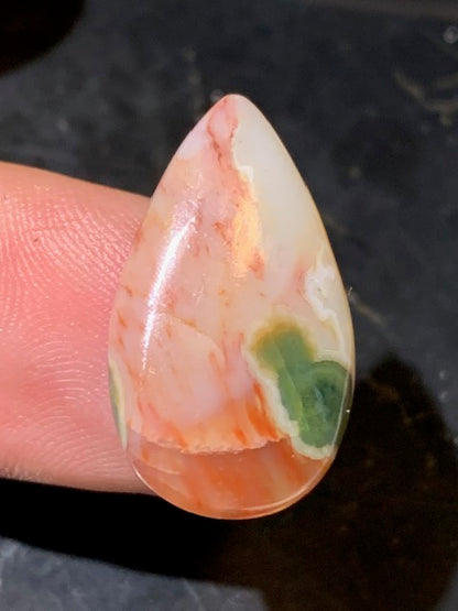 Jaspe Orbiculaire (Aussi appelé Jaspe Océan), cabochon de forme de 'goutte' - ± 25 x 15 x 5 mm - 2,3 gr. - Qualité AAA !