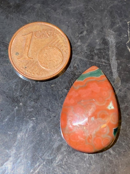 Jaspe Orbiculaire (Aussi appelé Jaspe Océan), cabochon de forme de 'goutte' - ± 22 x 15 x 5 mm - 2,4 gr. - Qualité AAA !