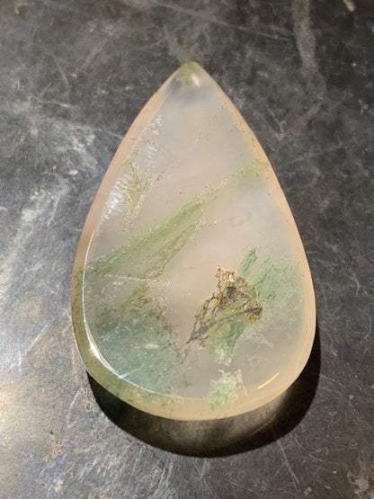 Agate Mousse dendritique/ Agate Lichen, cabochon en forme de 'goutte' - ± 31 x 20 x 6 mm - 5,3 gr. - Qualité AAA !