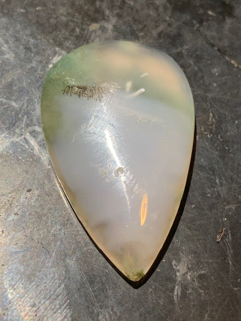 Agate Mousse dendritique/ Agate Lichen, cabochon en forme de 'goutte' - ± 31 x 20 x 6 mm - 5,3 gr. - Qualité AAA !