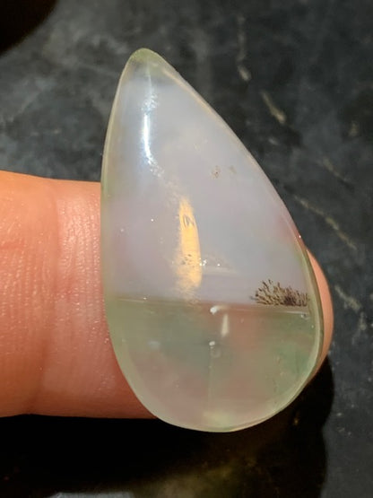 Agate Mousse dendritique/ Agate Lichen, cabochon en forme de 'goutte' - ± 31 x 20 x 6 mm - 5,3 gr. - Qualité AAA !