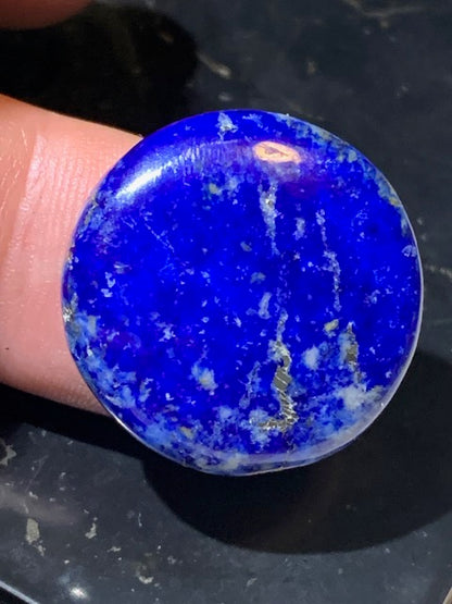 Lapis lazuli, cabochon de forme 'ronde' de Ø 25x 6 mm - 31,5 carats - Qualité AAA