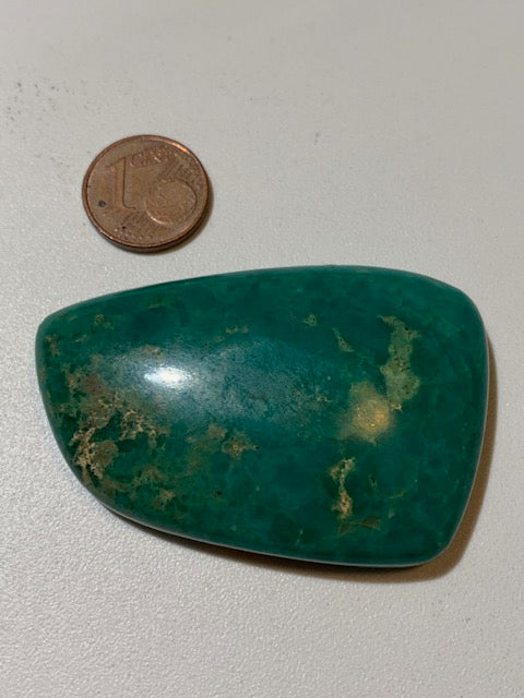 Turquoise, cabochon de forme asymétrique de 55 mm x 36 x 11 - 27,1 gr. - Parfait en bijouterie, collection, exposition...