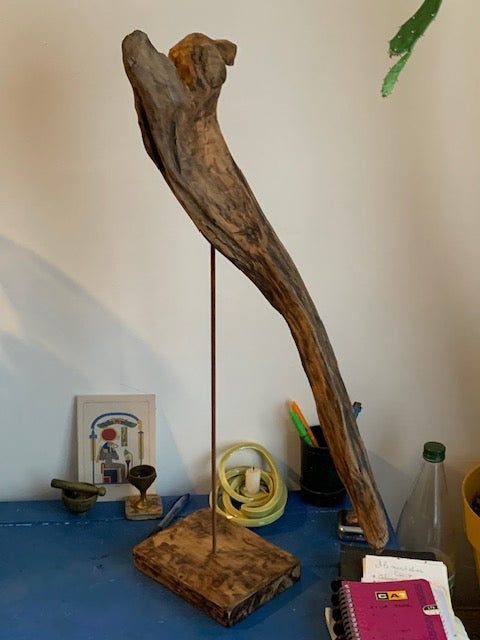 Sculpture en bois flotté de Loire - Bec d'oiseau - 65 cm de hauteur × 38 × 20 / ± 1,2 kg - Création Zen Curiosity