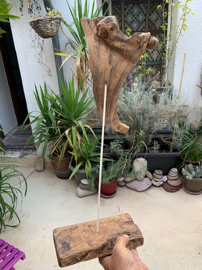 Sculpture en bois flotté de Loire - 'Éléphanteau' - 49 cm de hauteur × 30 × 15 / ± 0,5 kg - Création Zen Curiosity