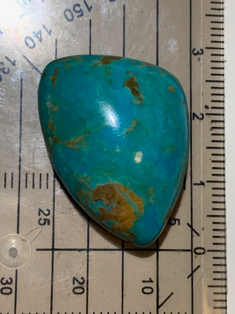 Turquoise, cabochon de forme asymétrique de 31 mm x 20 x 10 - 7,8 gr. - Parfait en bijouterie, collection, exposition...