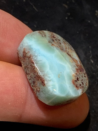 Larimar – Cabochon rectangulaire de 29 × 23 × 10 mm - 12,6 gr. - Nuances naturelles magnifiques, parfait pour bijoux raffinés, collectionneur passionné ou exposition