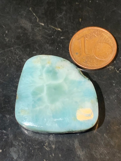 Larimar – Cabochon asymétrique de 31 × 27 × 7 mm - 9,7 gr. - Nuances naturelles magnifiques, parfait pour bijoux raffinés, collectionneur passionné ou exposition