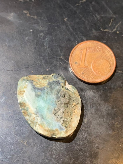 Larimar – Cabochon asymétrique de 24 × 19 × 5 mm - 4 gr. - Nuances naturelles magnifiques, parfait pour bijoux raffinés, collectionneur passionné ou exposition