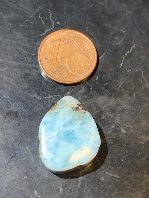 Larimar – Cabochon asymétrique de 19 × 15 × 7 mm - 3,6 gr. - Nuances naturelles magnifiques, parfait pour bijoux raffinés, collectionneur passionné ou exposition