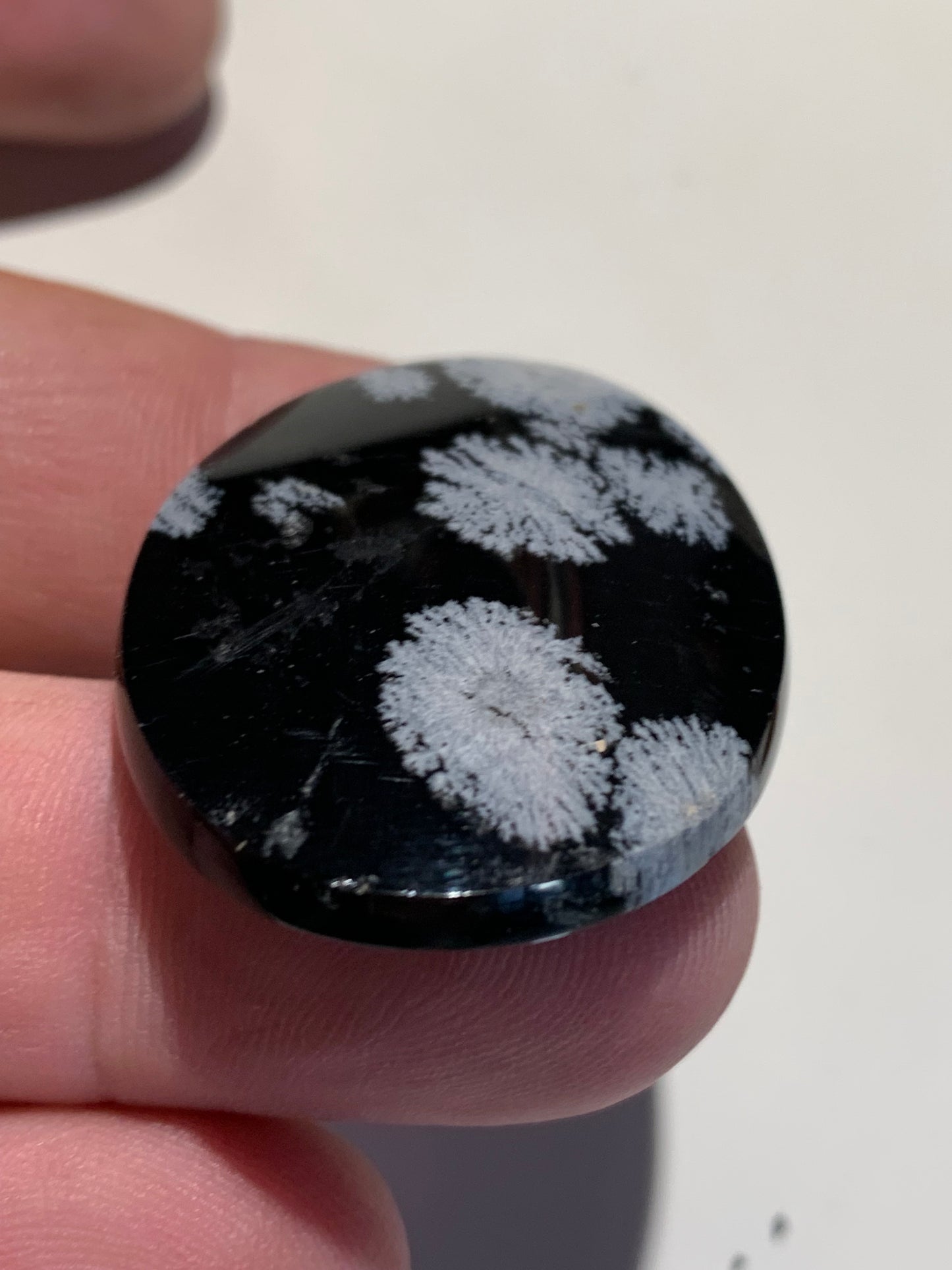 Obsidienne Neige – Cabochon de forme ovale de 40 × 30 × 5 mm - 8,2 gr. - Superbe pièce !