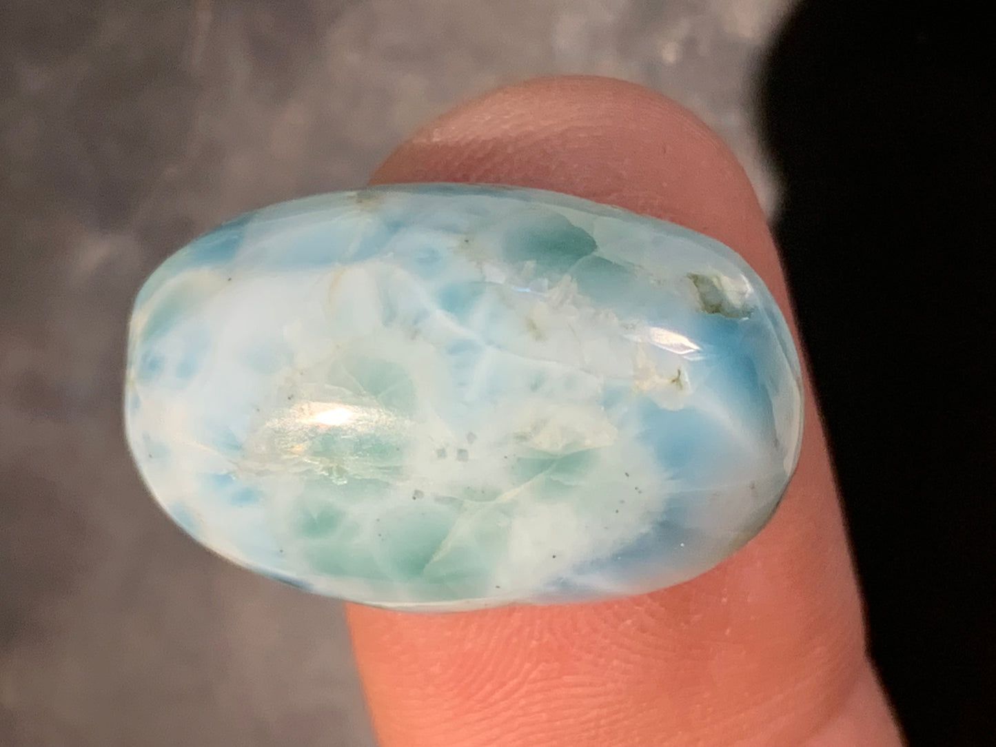 Larimar – Cabochon de forme ovale de 25 × 15 × 8 mm - 5,1 gr. - Nuances naturelles magnifiques, parfait pour bijoux raffinés, collectionneur passionné ou exposition
