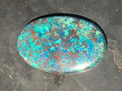 Chrysocolle – Cabochon de forme ovale de 32 × 20 × 5 mm - 5,1 gr. - Nuances naturelles magnifiques, parfait pour bijoux raffinés, collectionneur passionné ou exposition