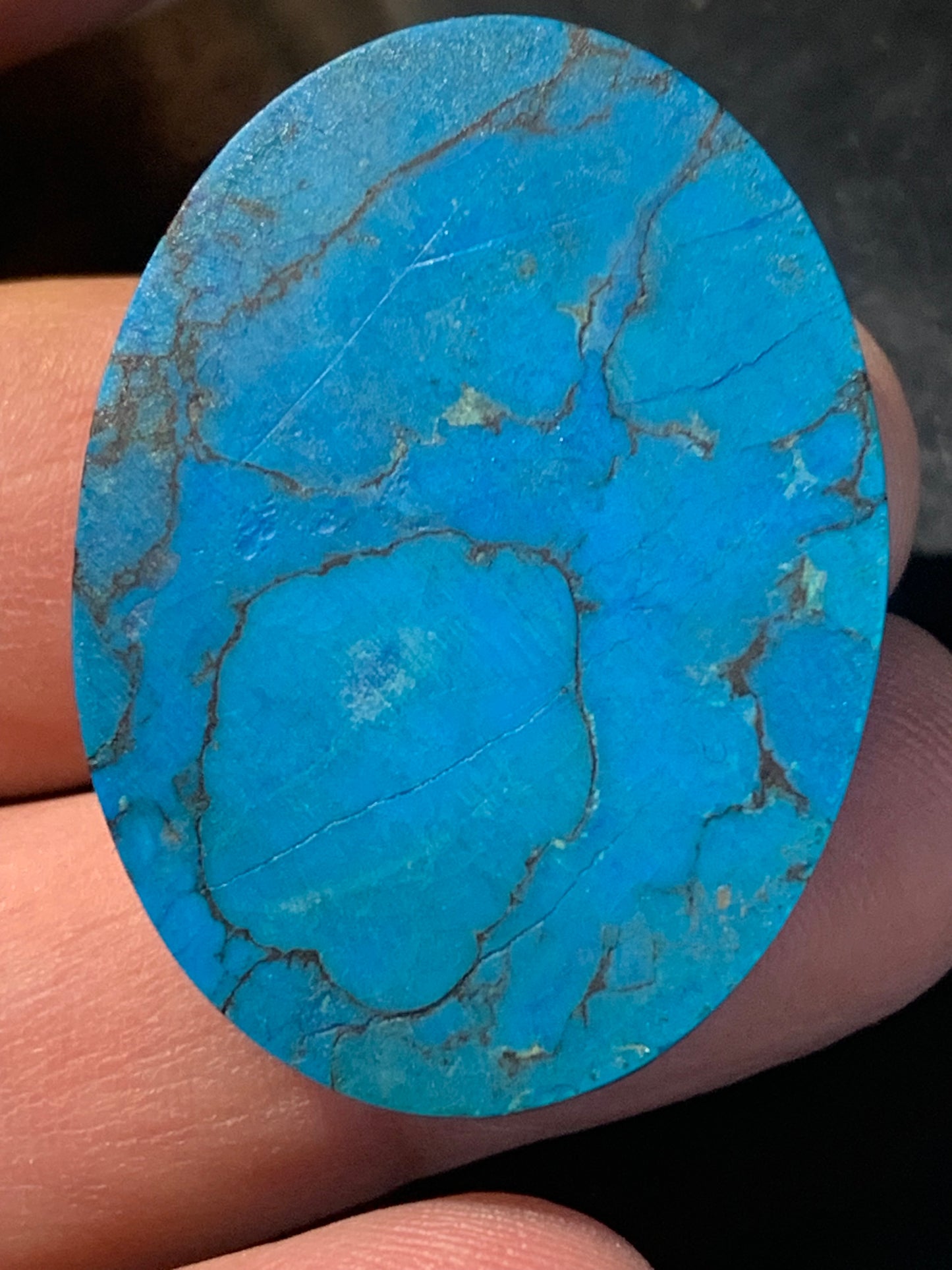 Turquoise D'Iran teintée, cabochon de forme ovale de 40 mm x 30 x 11 - 17,8 gr. - Parfait en bijouterie, collection, exposition...
