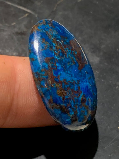 Chrysocolle – Cabochon de forme ovale de 33 × 22 × 6 mm - 7,9 gr. - Nuances naturelles magnifiques, parfait pour bijoux raffinés, collectionneur passionné ou exposition