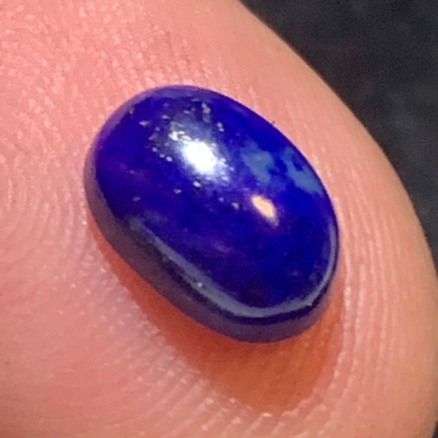 Lapis lazuli, cabochon de 10 mm x 7 x 4 - 2 carats. Parfait en bijouterie, collection ,exposition...