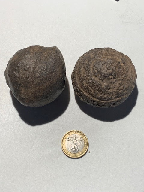 Boules de Moqui ou Pierres des Chamans - Paire unique de Ø 55 mm  – 265 g (les deux)