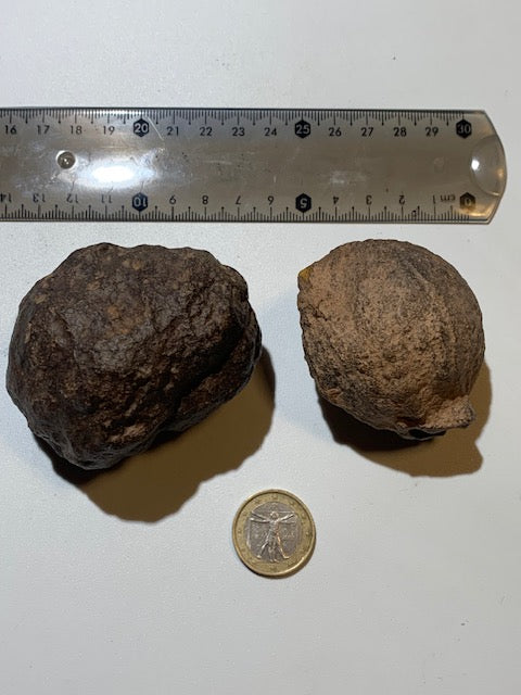 Boules de Moqui ou Pierres des Chamans - Paire unique de Ø 60 mm  – 383,7 g (les deux)
