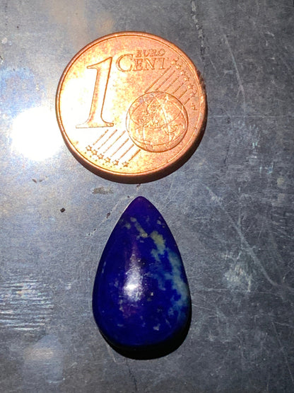 Lapis lazuli, cabochon de 16 mm x 10 x 6 - 7,5 carats. Parfait en bijouterie, collection ,exposition...