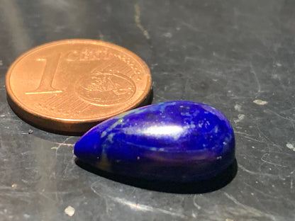 Lapis lazuli, cabochon de 16 mm x 10 x 6 - 7,5 carats. Parfait en bijouterie, collection ,exposition...