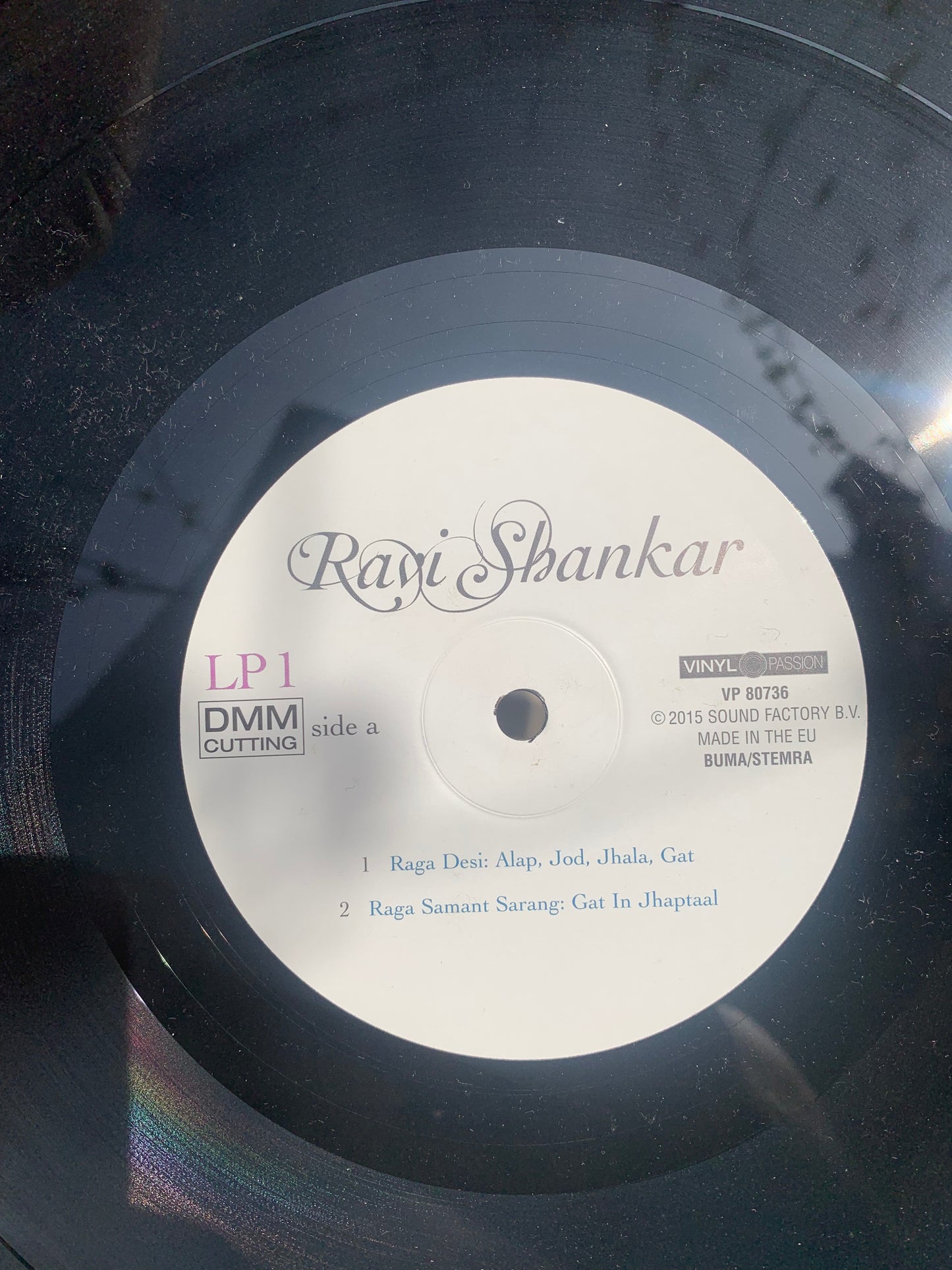 Disque vinyle - Artiste : Ravi Shankar – Ragas- Label : Vinyl Passion. Double album, 'Chant religieux Hindouiste/ Ragas' !