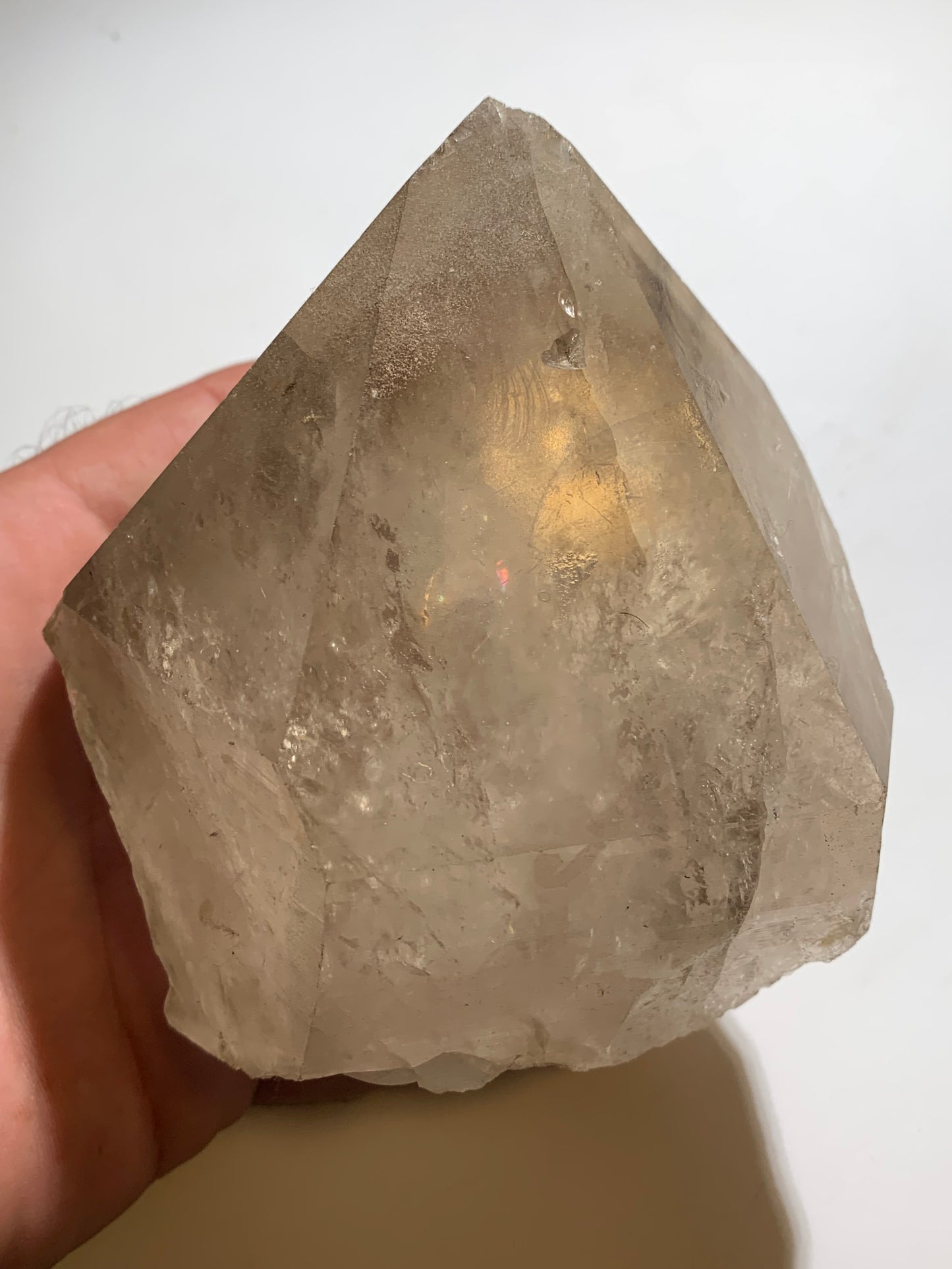 Cristal de roche - Tête de cristal géant - 100 L x 80 l x 64 h mm - 780 grammes - Belle pièce !